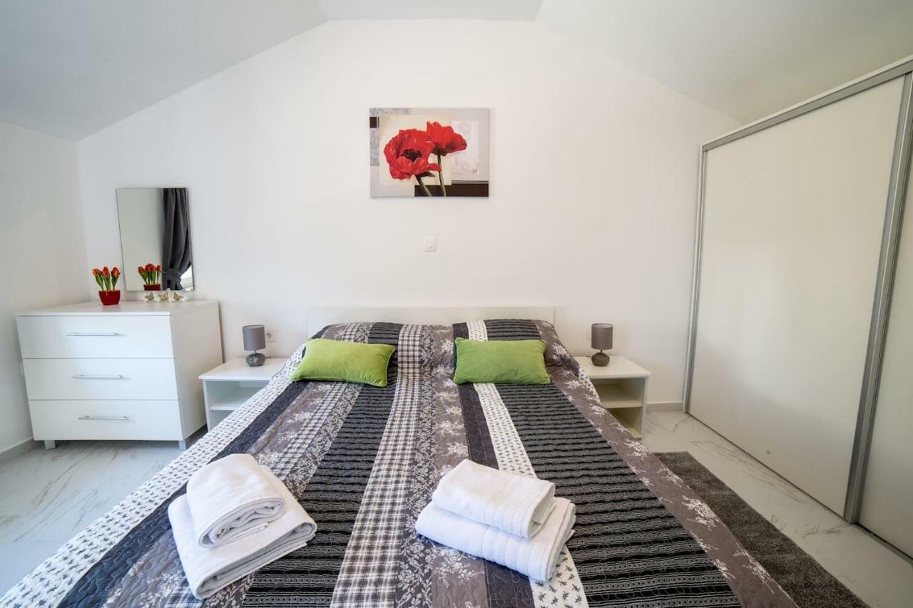 Apartment Podini Brseč Extérieur photo