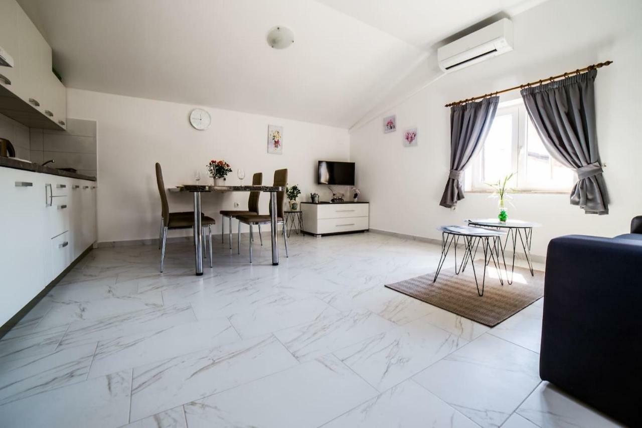 Apartment Podini Brseč Extérieur photo