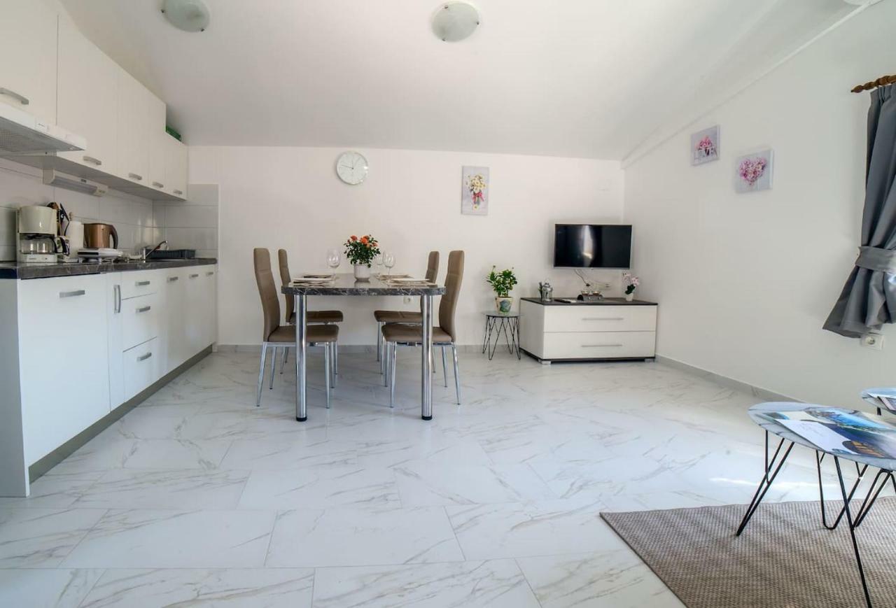Apartment Podini Brseč Extérieur photo